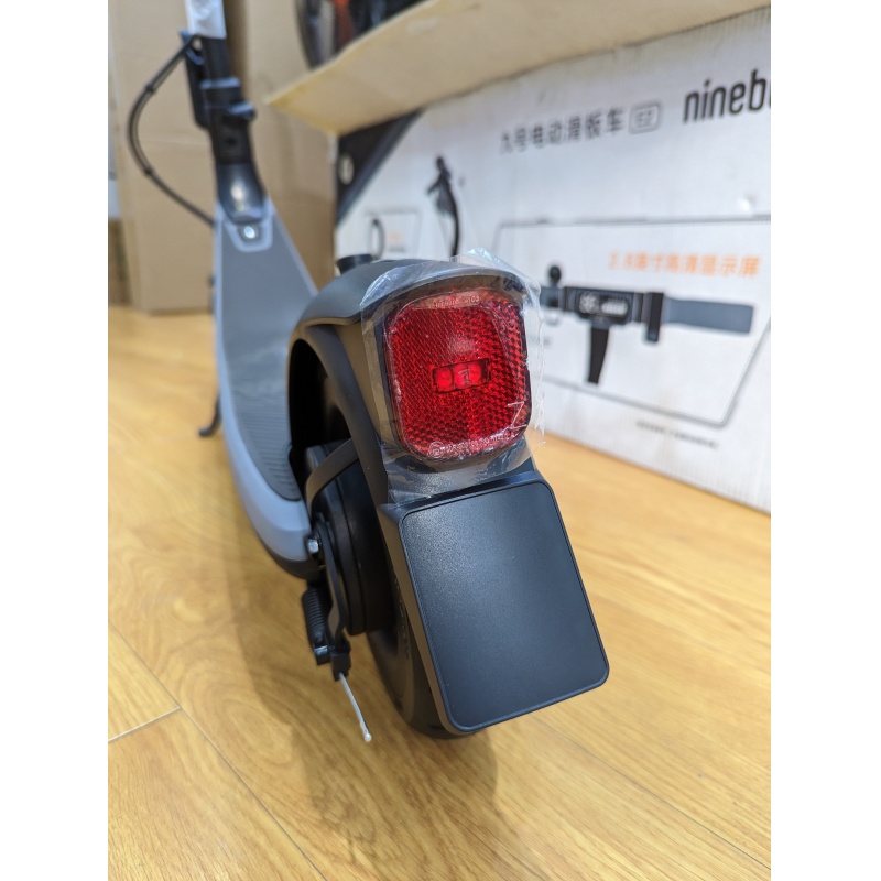 Xe Điện Scooter Segway Ninebot E2 2023