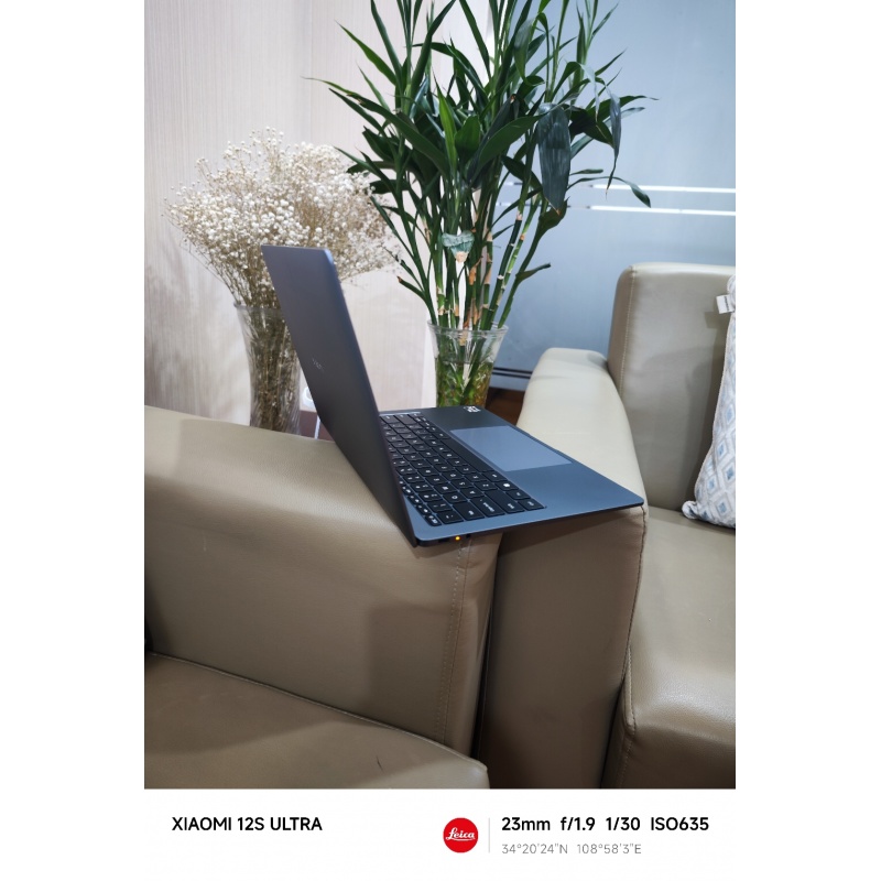 Laptop Xiaomi Book Pro 14 OLED 2022 Phiên Bản AMD Ryzen